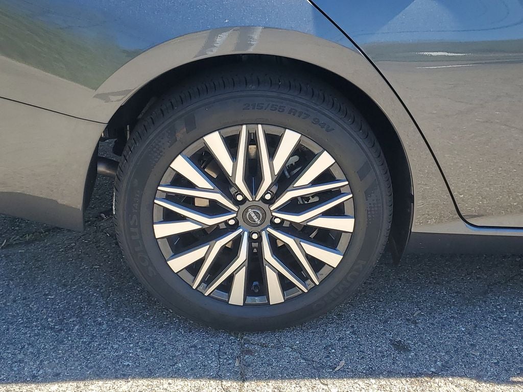 2026 Nissan Altima SV