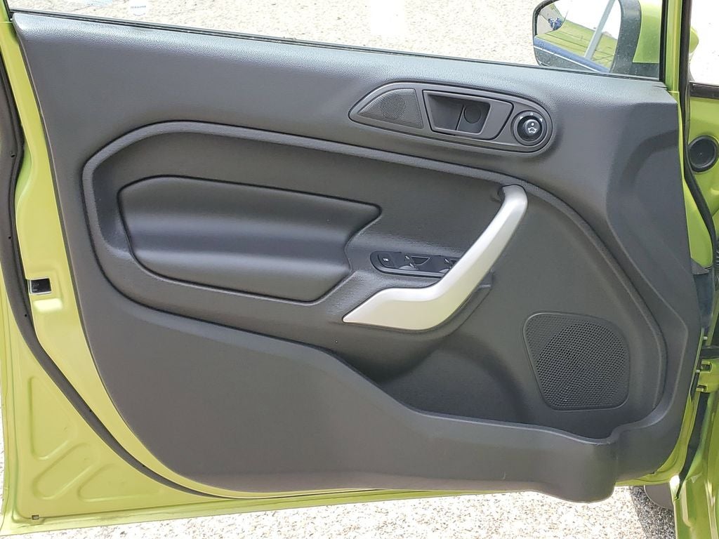 2011 Ford Fiesta SES
