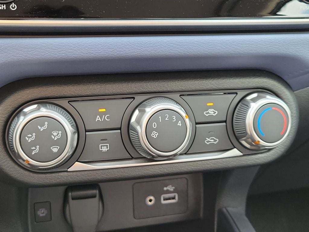 2024 Nissan Versa SV