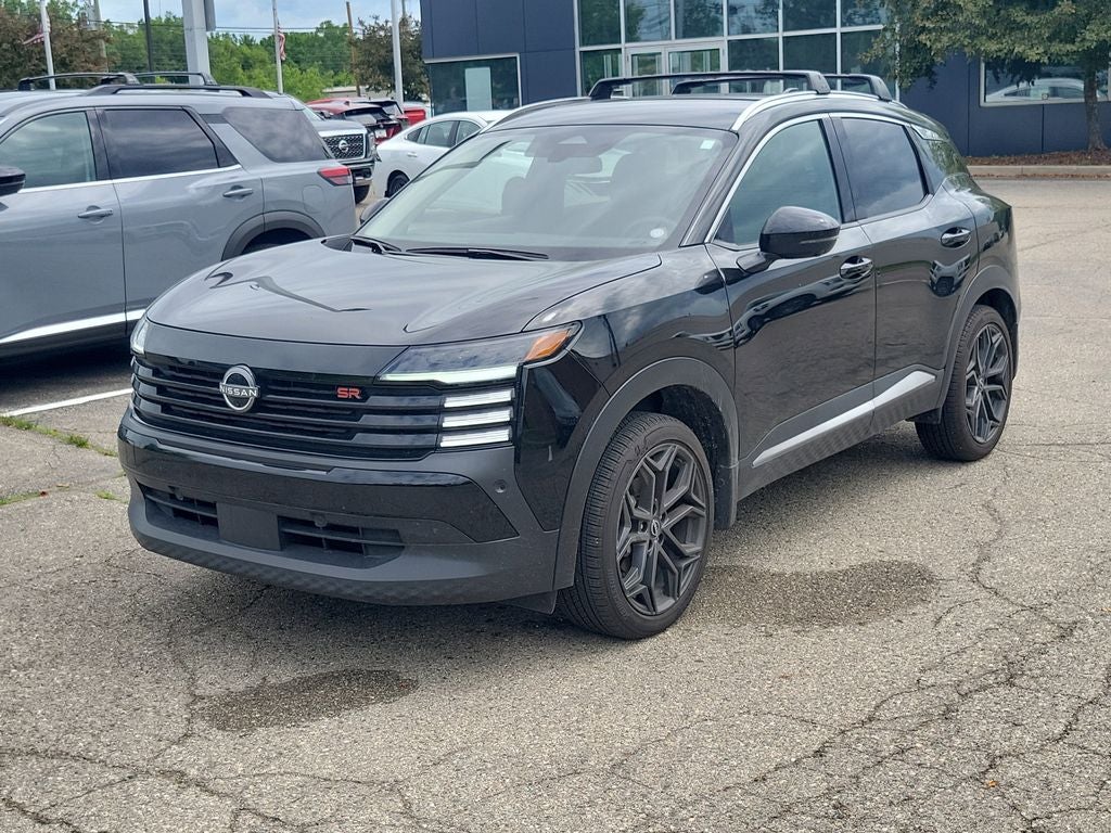 2025 Nissan Kicks SR