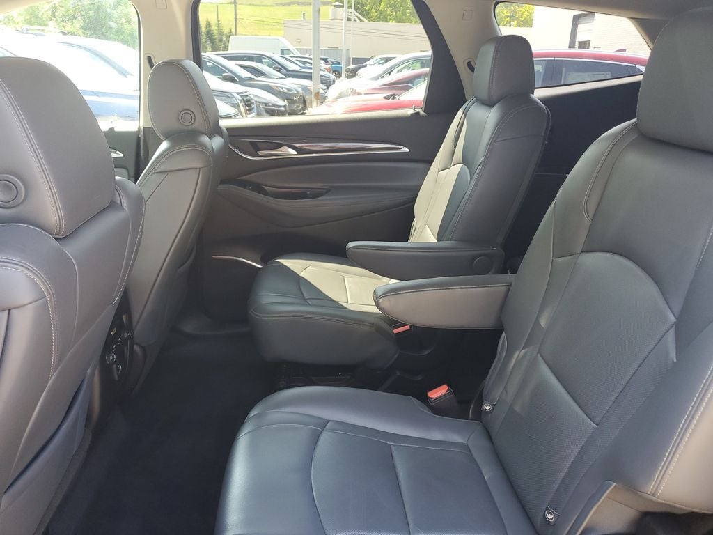 2021 Buick Enclave Essence