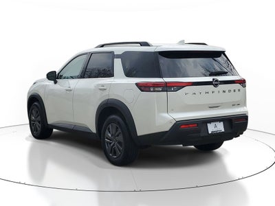 2024 Nissan Pathfinder SV