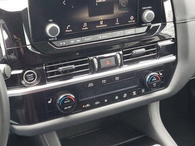 2024 Nissan Pathfinder SV