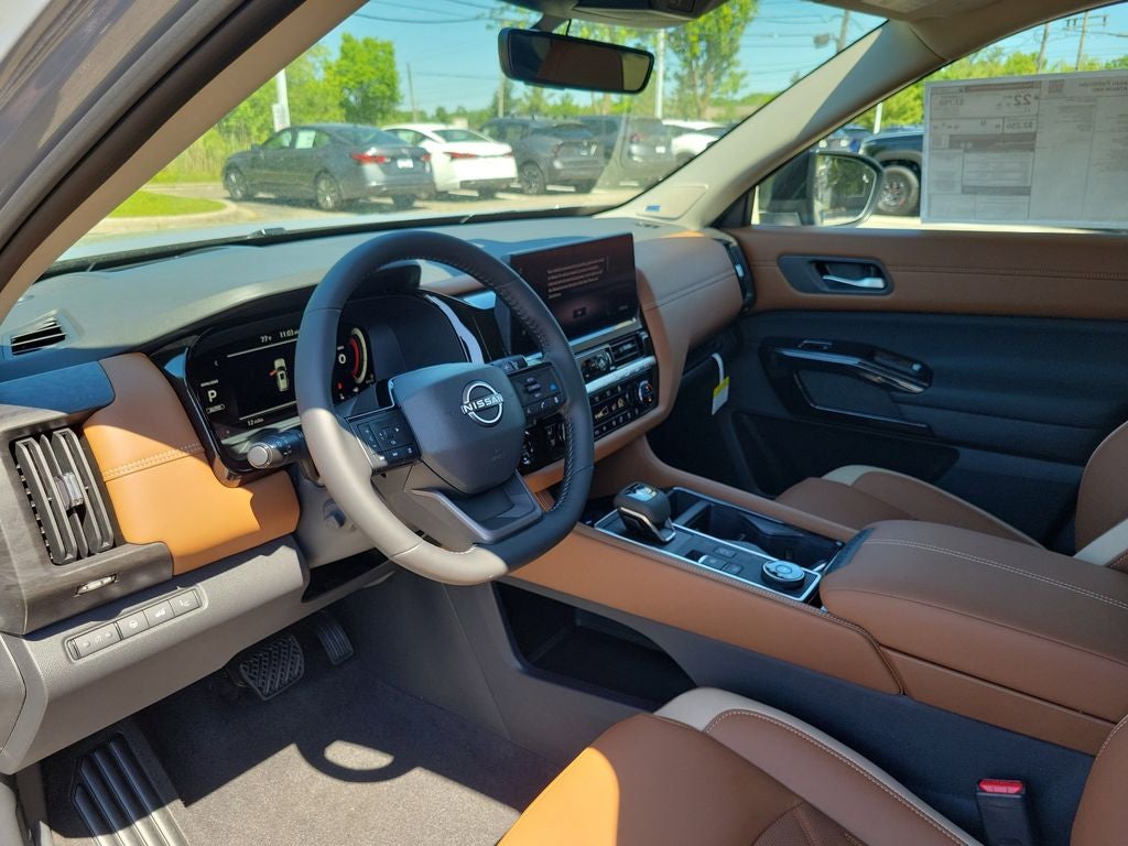 2026 Nissan Pathfinder Platinum