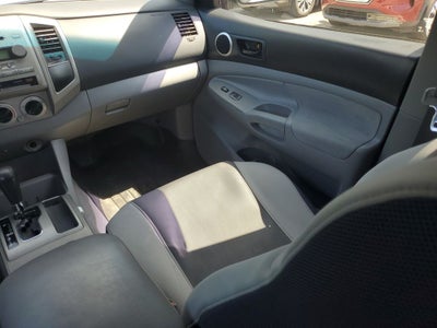 2005 Toyota Tacoma Base V6 (A5)