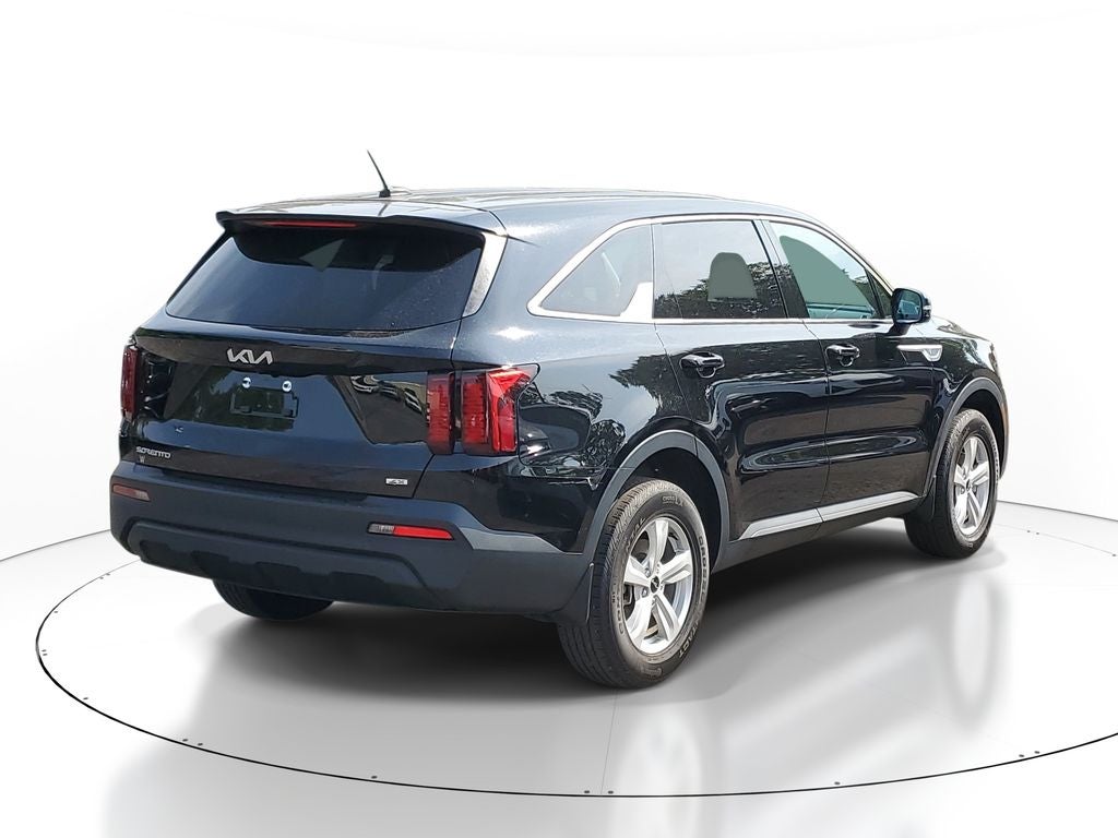 2023 Kia Sorento LX