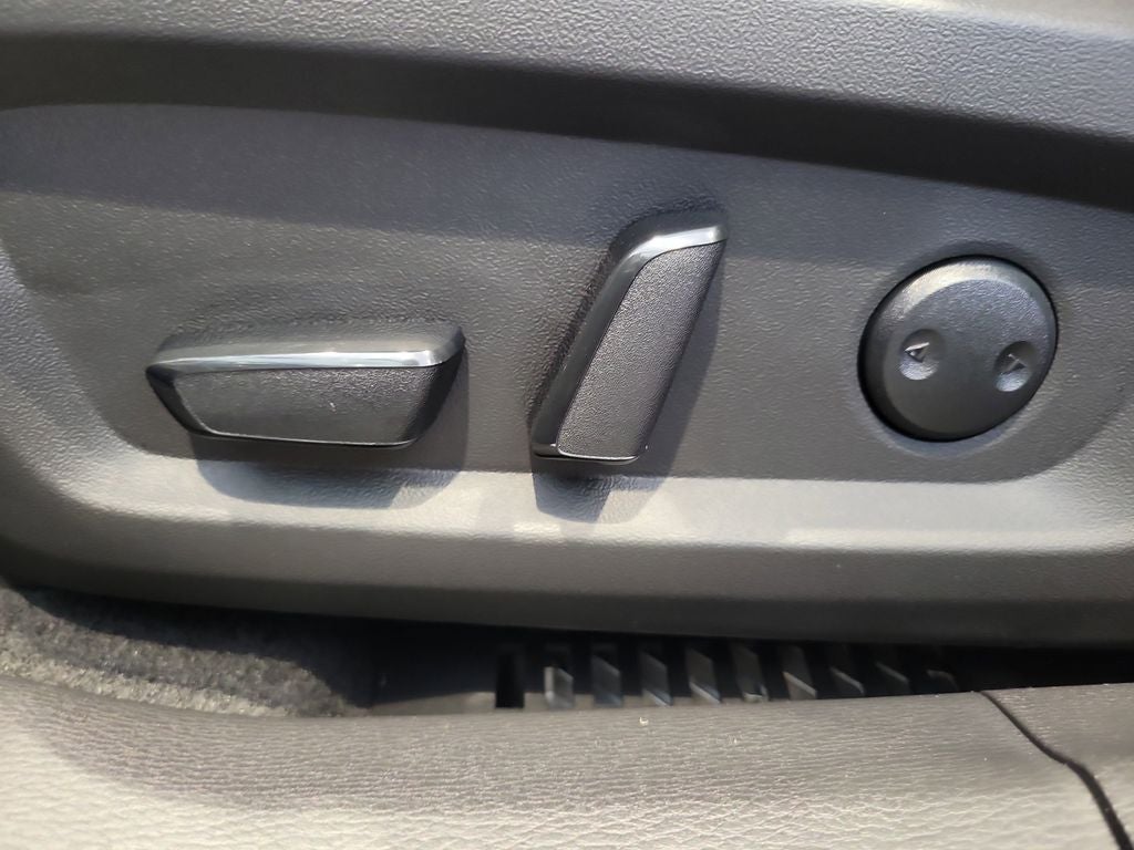 2026 Nissan Rogue Plug-in Hybrid Platinum