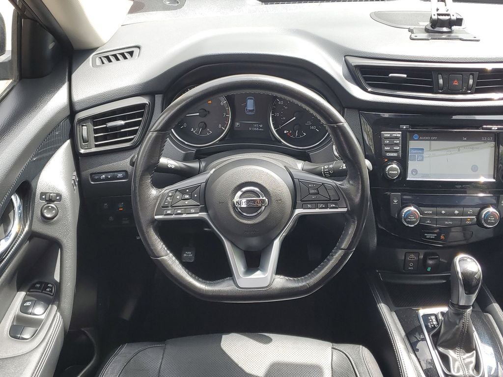 2017 Nissan Rogue SL