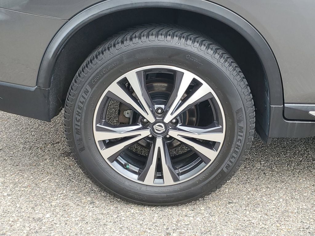 2017 Nissan Rogue SL