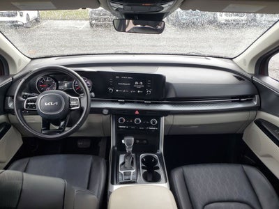 2024 Kia Carnival LX