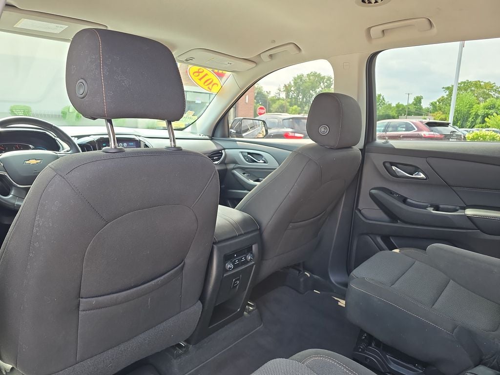 2018 Chevrolet Traverse LT Cloth