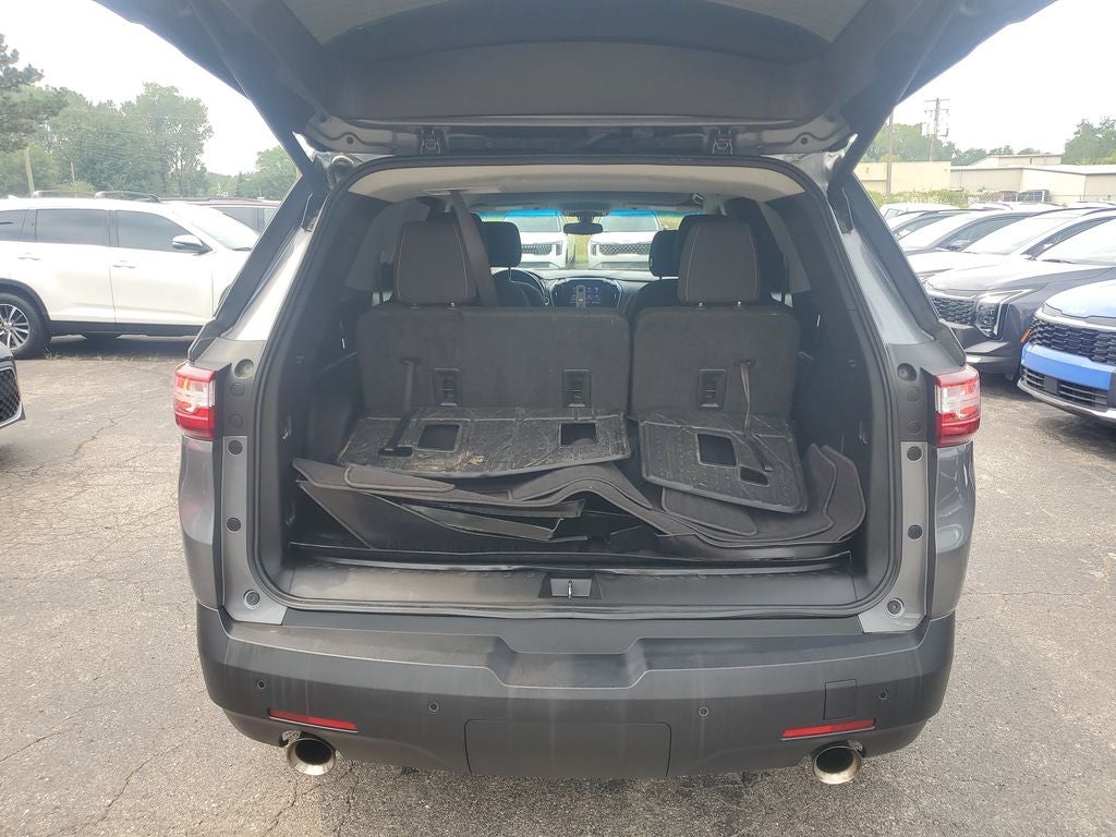 2020 Chevrolet Traverse LT Cloth