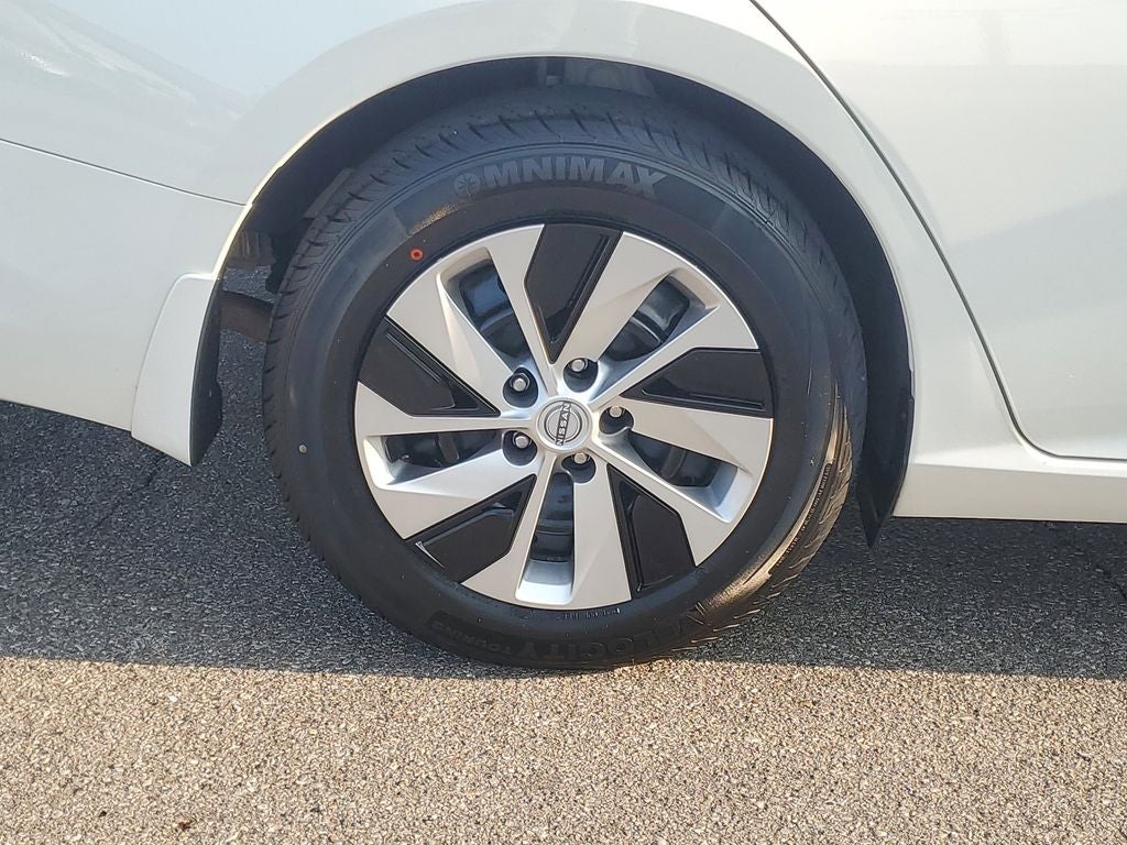 2025 Nissan Altima S