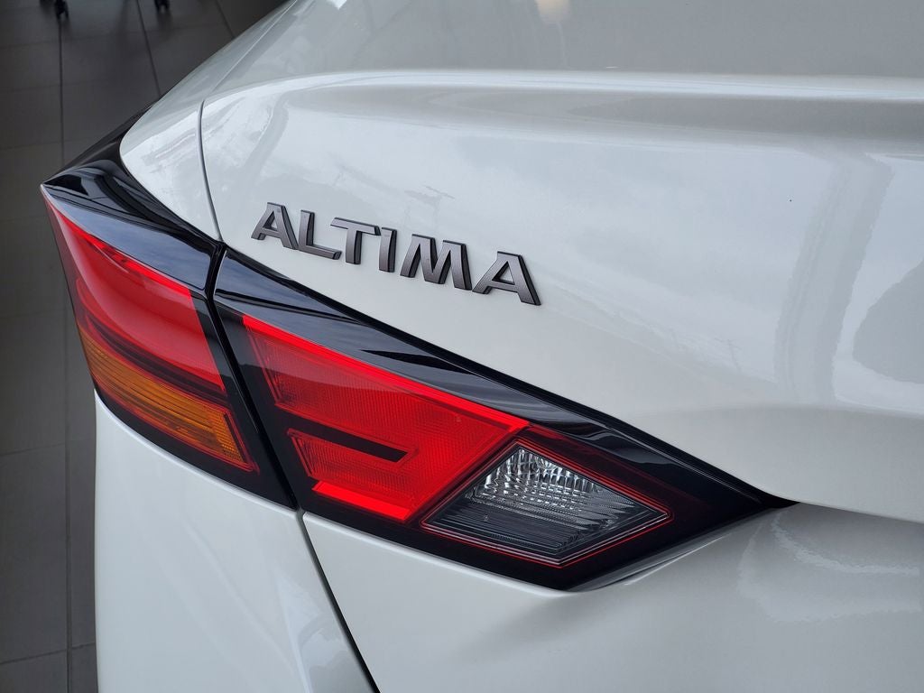 2026 Nissan Altima SR