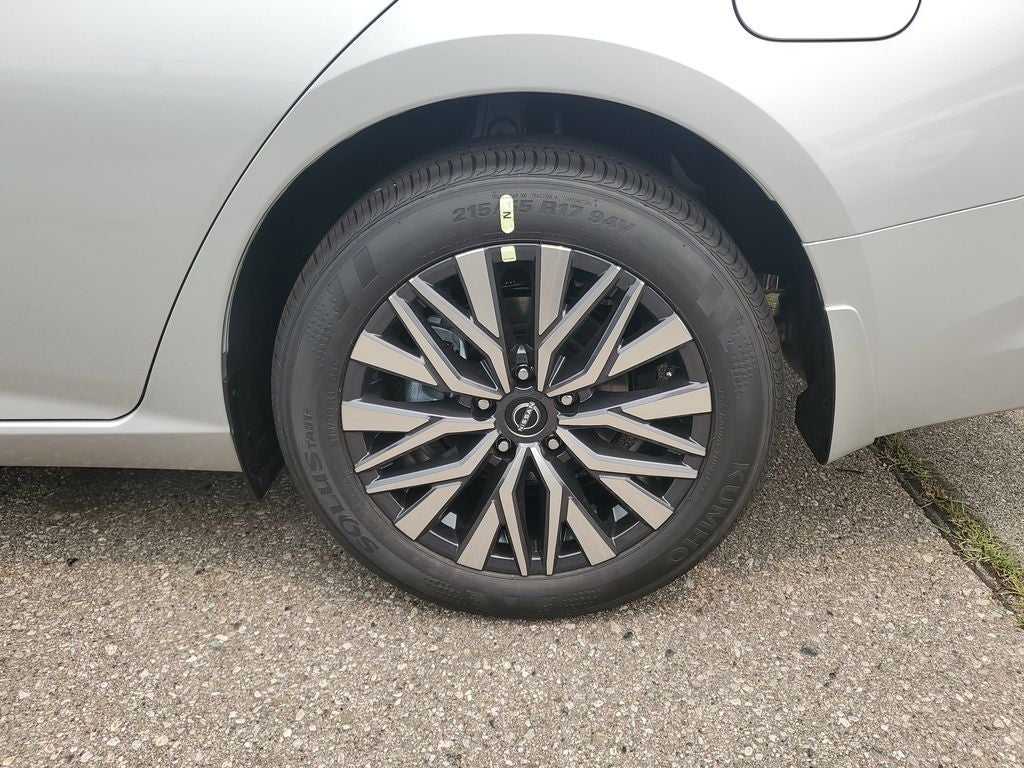 2026 Nissan Altima SV