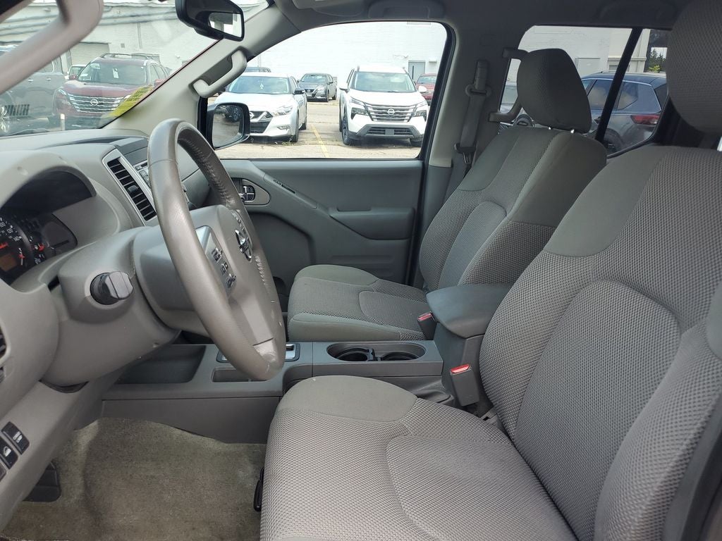 2016 Nissan Frontier SV