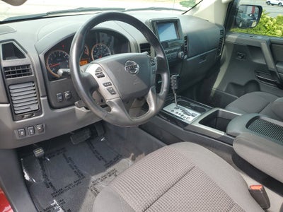 2013 Nissan Titan SV