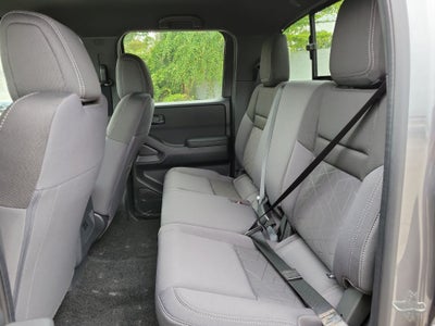 2027 Nissan Frontier SV