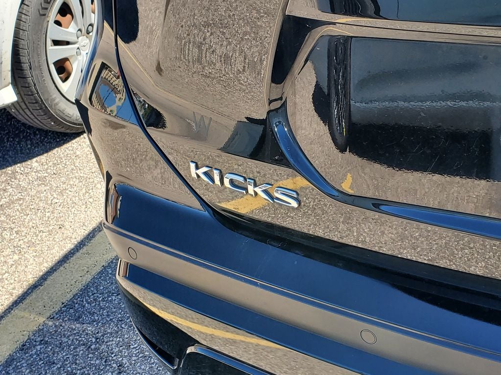 2023 Nissan Kicks S