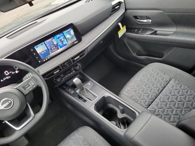 2027 Nissan Kicks SV