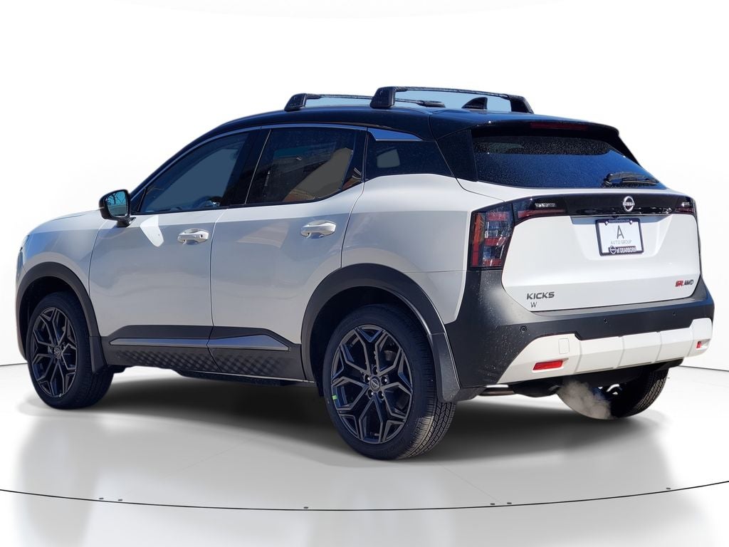 2026 Nissan Kicks SR