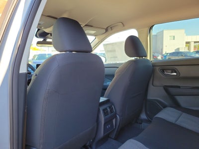 2027 Nissan Rogue SV