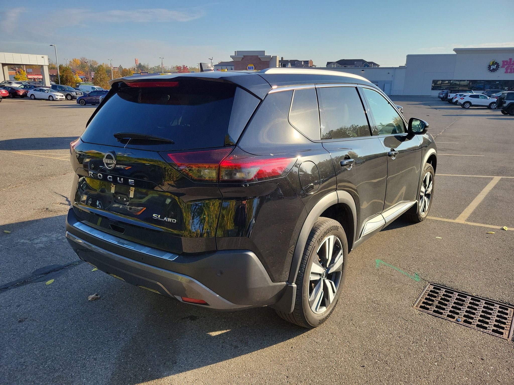 2023 Nissan Rogue SL