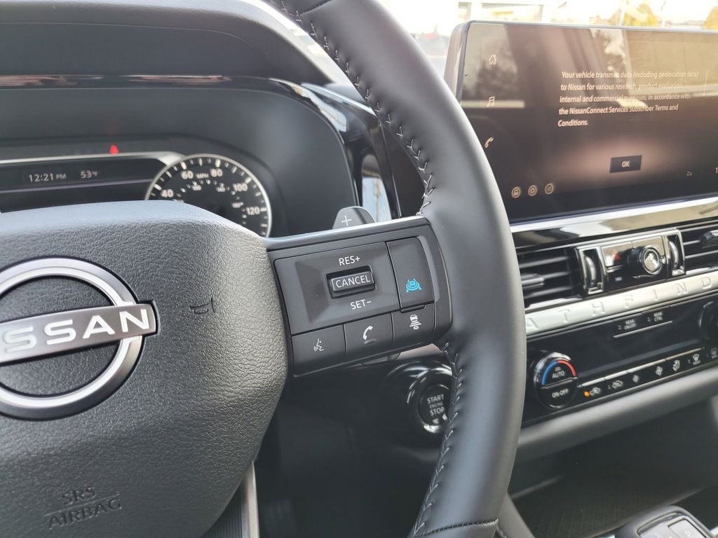 2026 Nissan Pathfinder SV