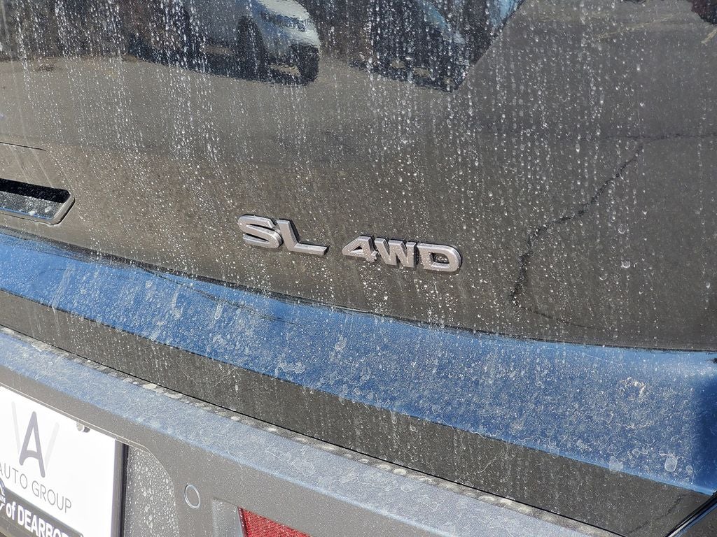 2026 Nissan Pathfinder SL