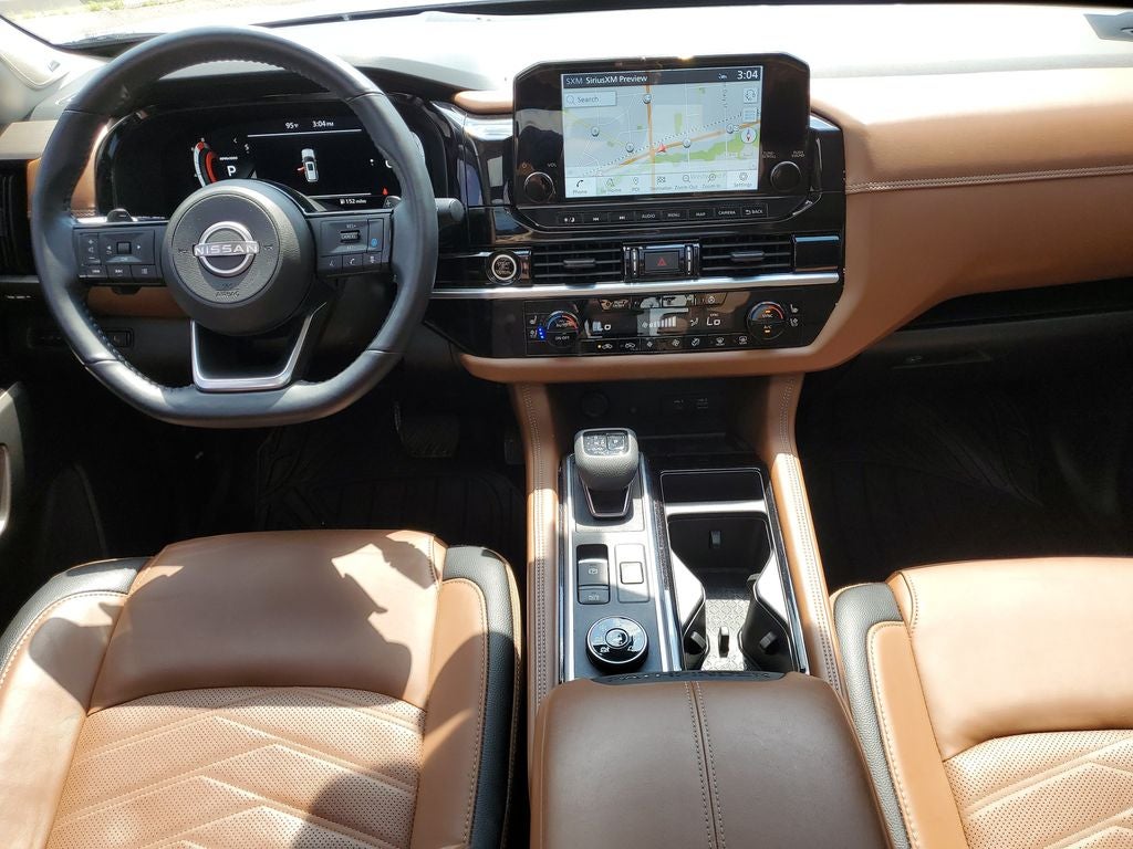 2023 Nissan Pathfinder Platinum