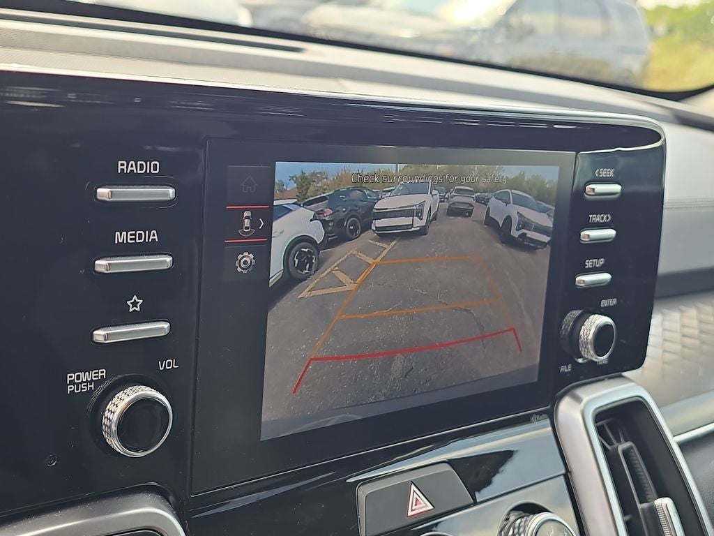 2023 Kia Sorento LX