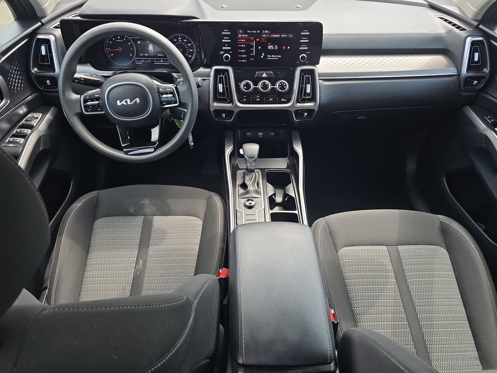 2023 Kia Sorento LX