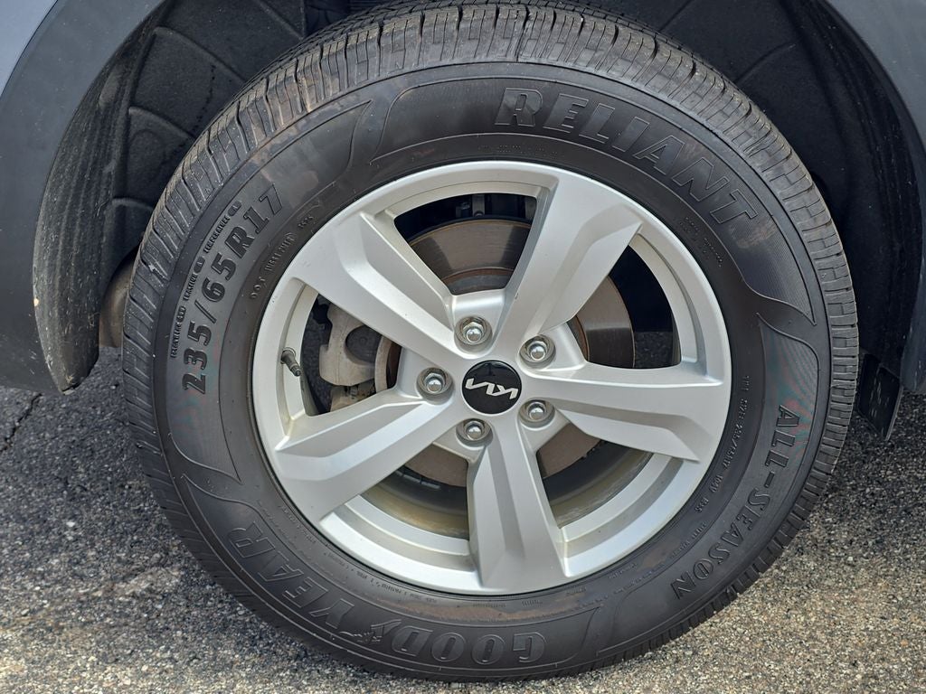 2023 Kia Sorento LX