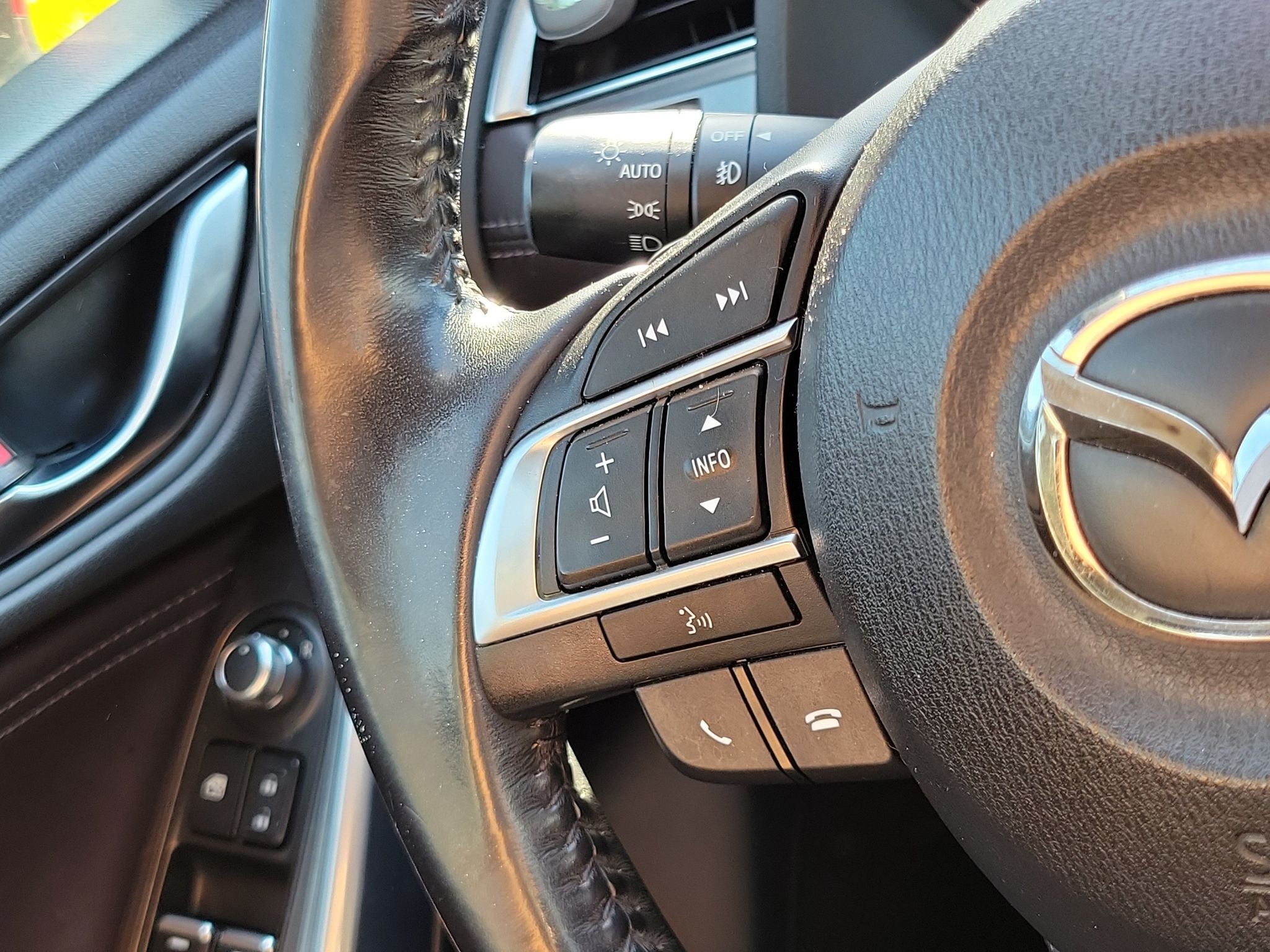 2016 Mazda Mazda6 i Grand Touring