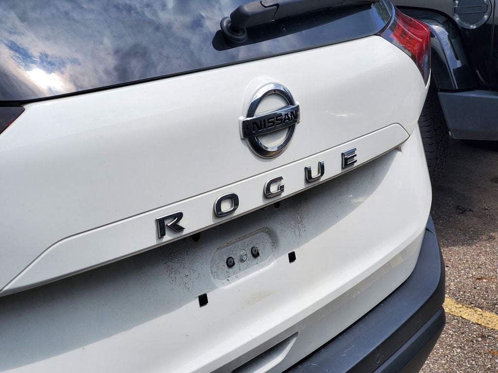 2021 Nissan Rogue S