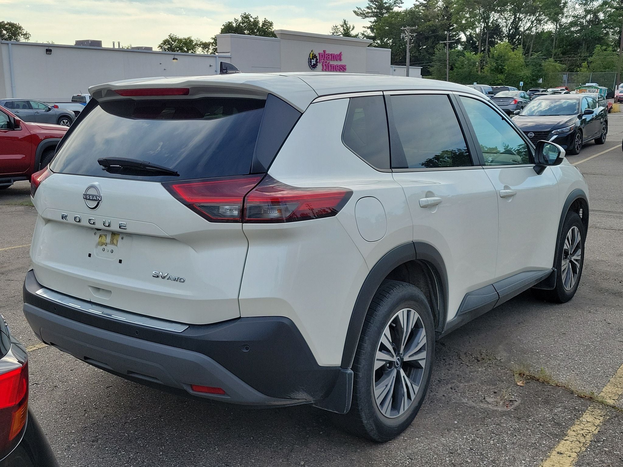 2023 Nissan Rogue SV