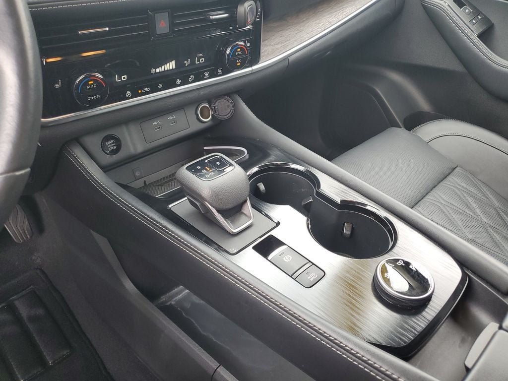 2024 Nissan Rogue Platinum