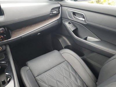 2024 Nissan Rogue Platinum
