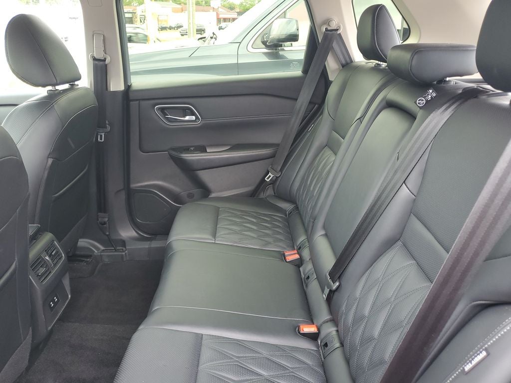 2024 Nissan Rogue Platinum
