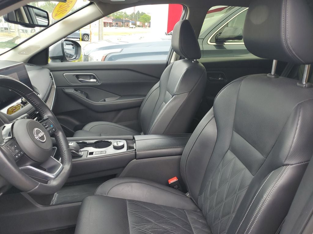 2024 Nissan Rogue Platinum
