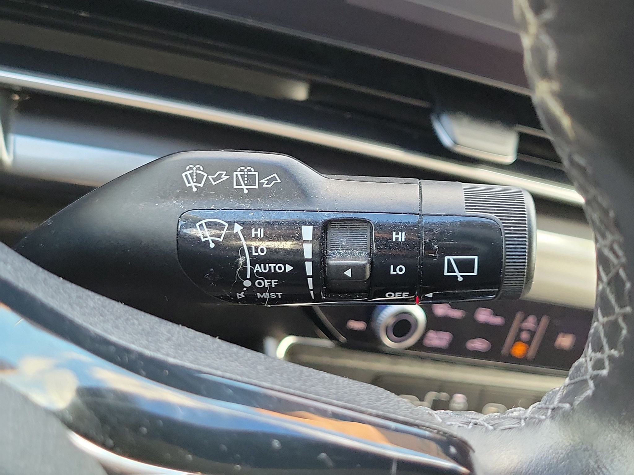 2025 Kia Carnival SX