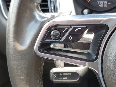 2016 Porsche Macan Turbo