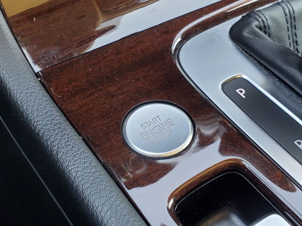 2016 Volkswagen Touareg Lux