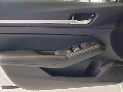 2026 Nissan Altima SR