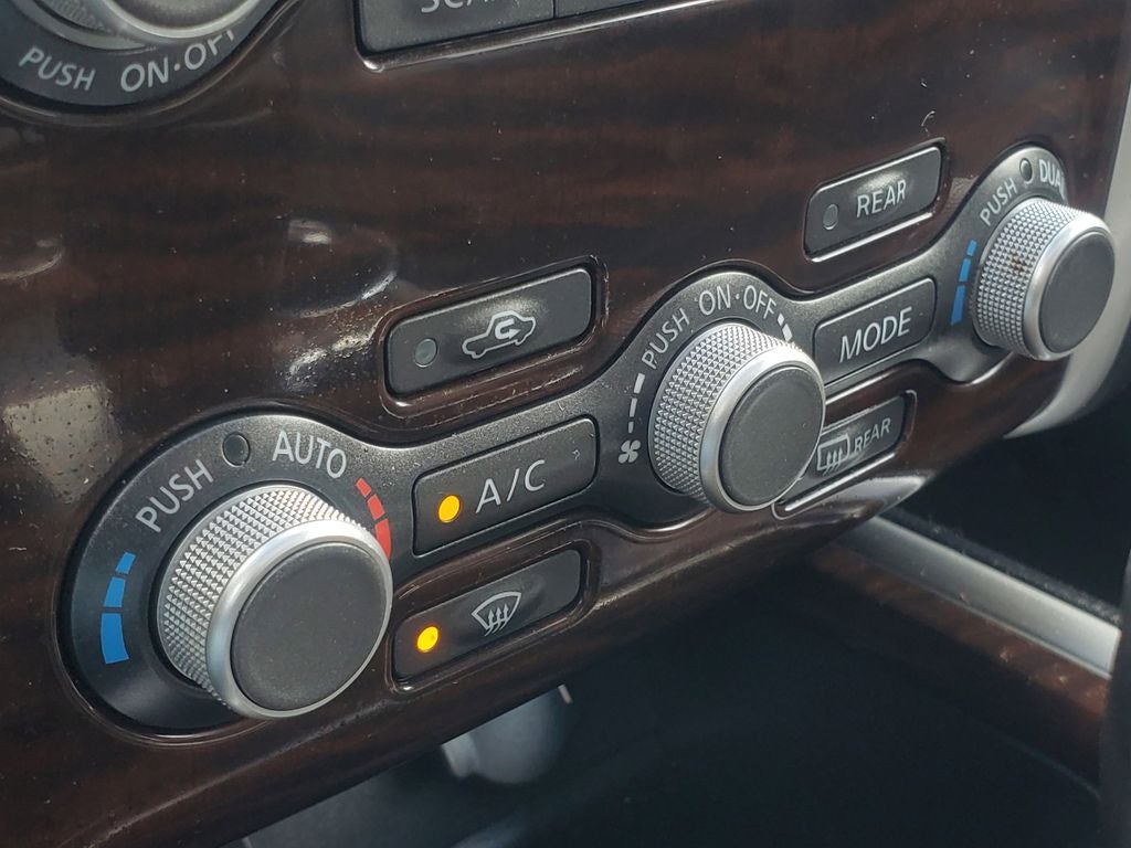 2013 Nissan Pathfinder SL