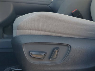 2023 Toyota Sienna LE