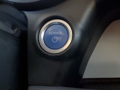 2023 Toyota Sienna LE